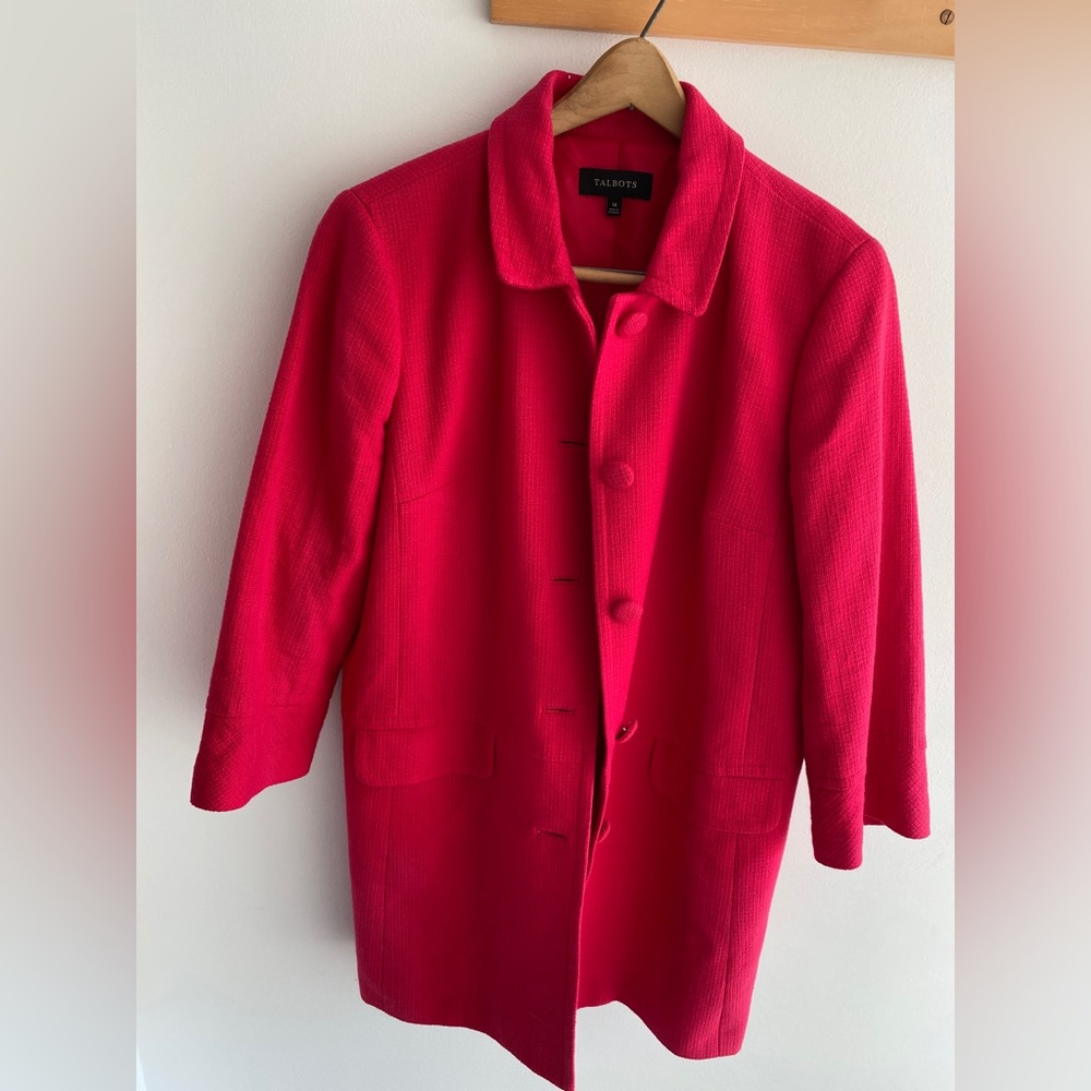Talbots pink/fascia jacket with 5 front buttons, 2 front pockets. Size 14